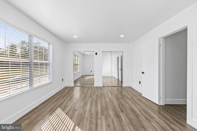 Building Photo - 3669 Stewart Ln