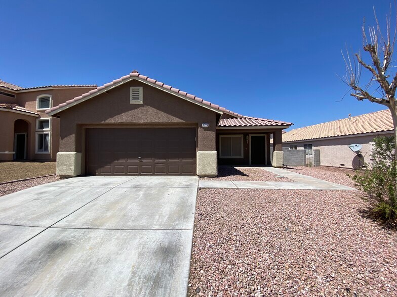 Primary Photo - 3725 Penny Cross Dr