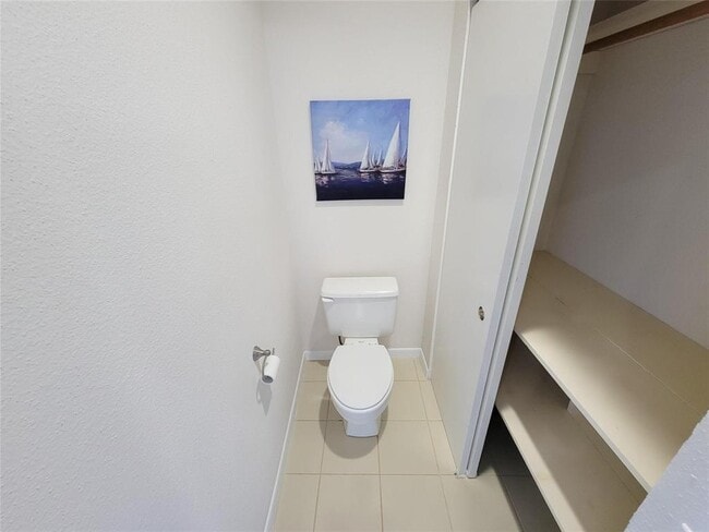 Building Photo - 18309 Sandy Cove Dr
