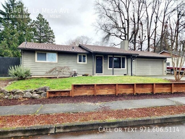 Primary Photo - 1340 NE La Mesa Ave