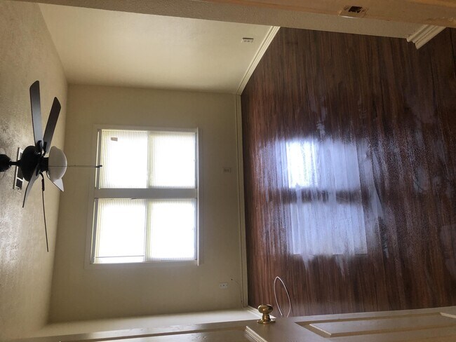 Building Photo - 2003 Seattle Ave