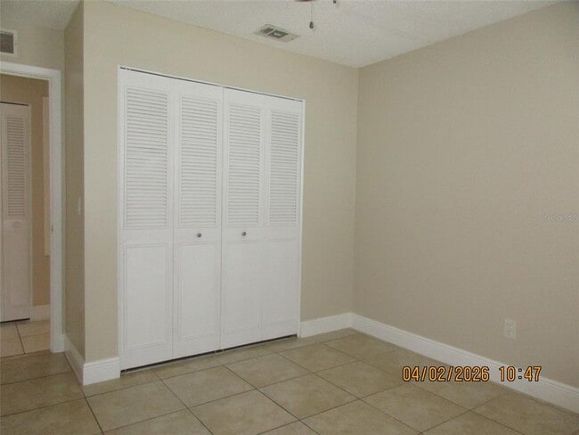 Building Photo - 2600 London Bridge Ct