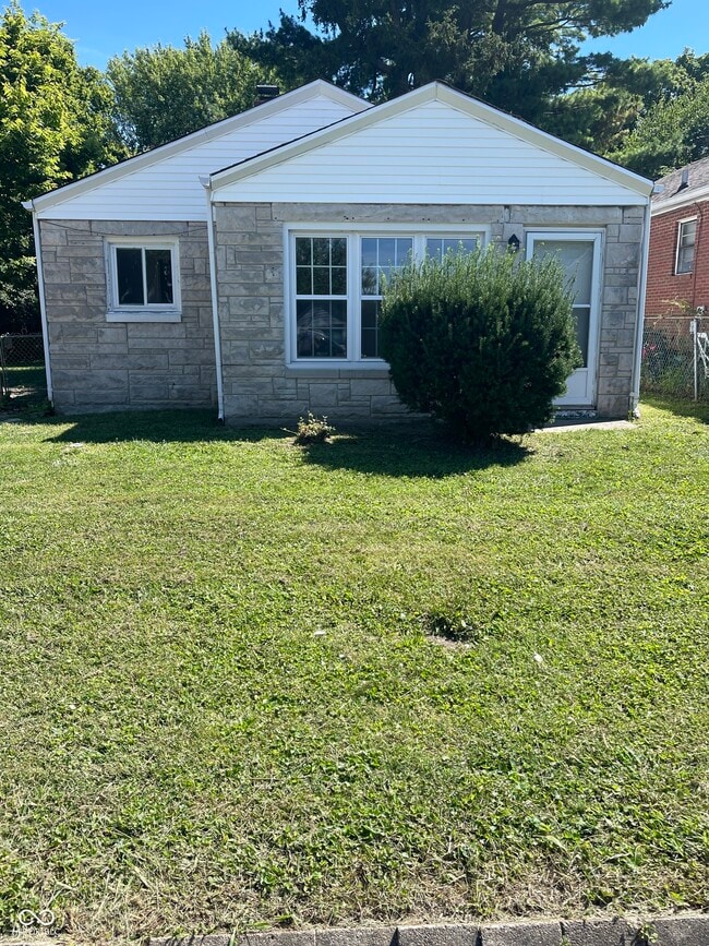 Primary Photo - 241 N 19th Ave