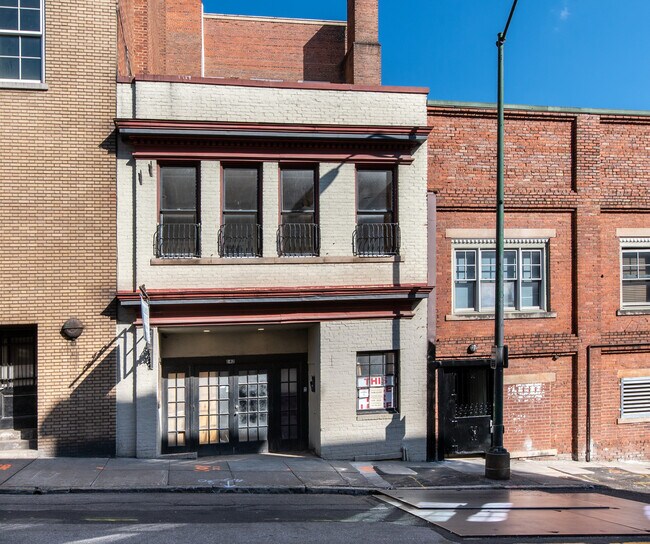 Primary Photo - 138 N Jackson St