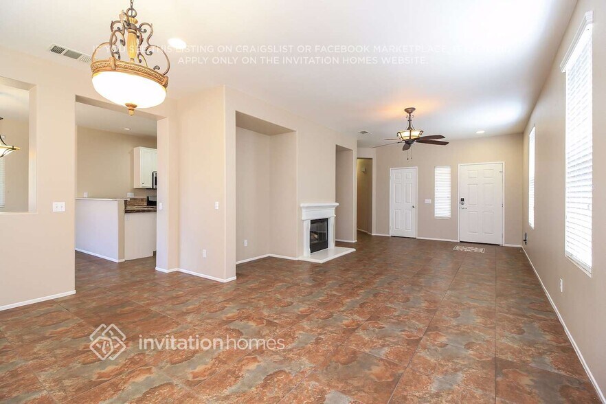 Building Photo - 575 Miracle Dr