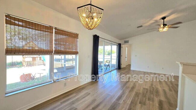 Building Photo - 509 NW 26th Terrace