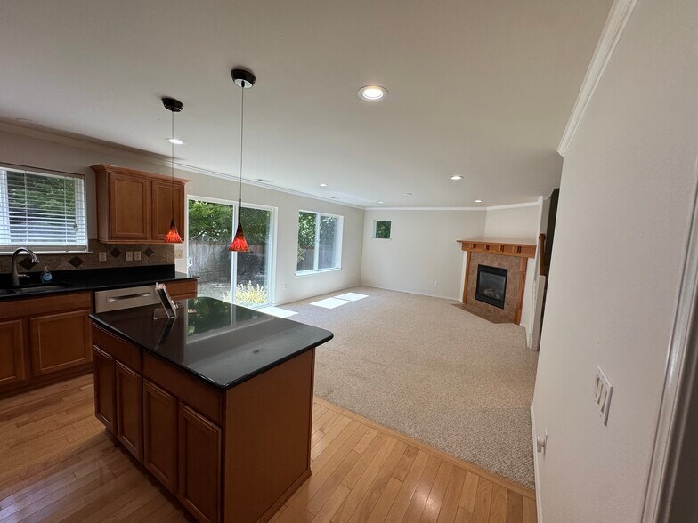Kitchen - 24803 SE 19th St