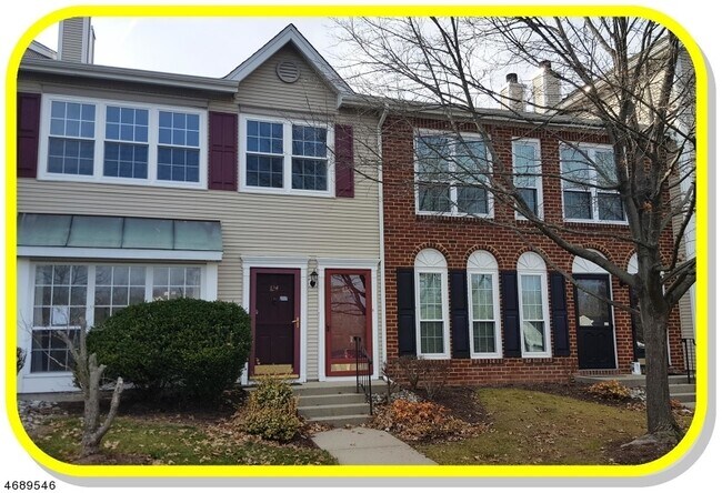 Primary Photo - 122 Amethyst Way
