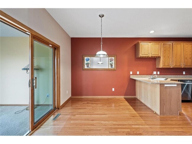 Building Photo - 5046 Yuma Ln N