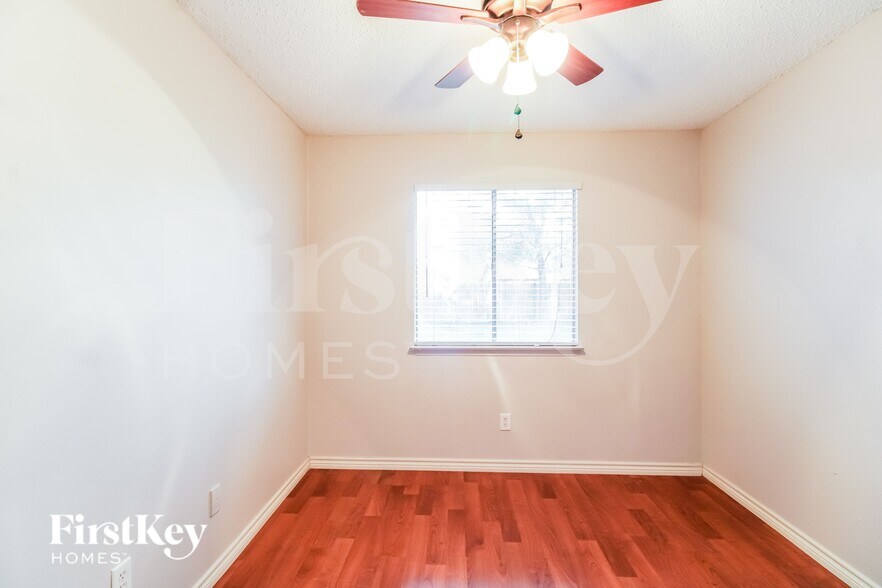 Building Photo - 918 Cheyenne Meadows Dr