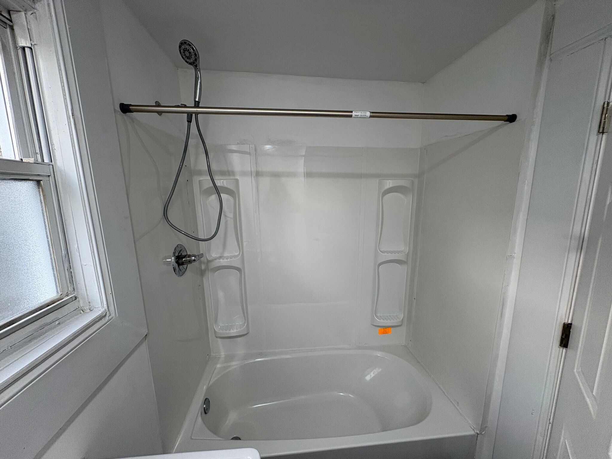 Building Photo - 230 E 10th St