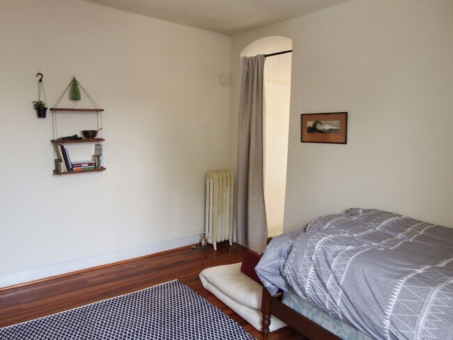 Primary Photo - 3601 Keswick Rd