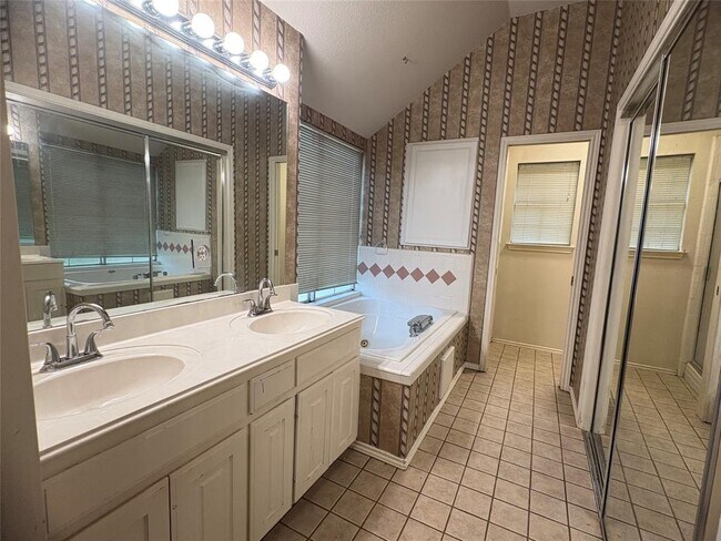 Building Photo - 12905 Withers Way