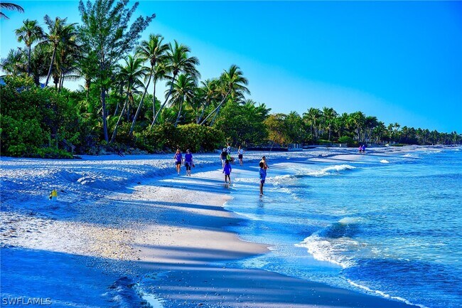 Building Photo - 1100 9th St S