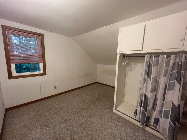 Building Photo - Click the “Apply Now” button or email wapmrentals@gmail.com for a prompt response.