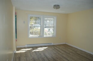 Building Photo - 18 Fayette Rd