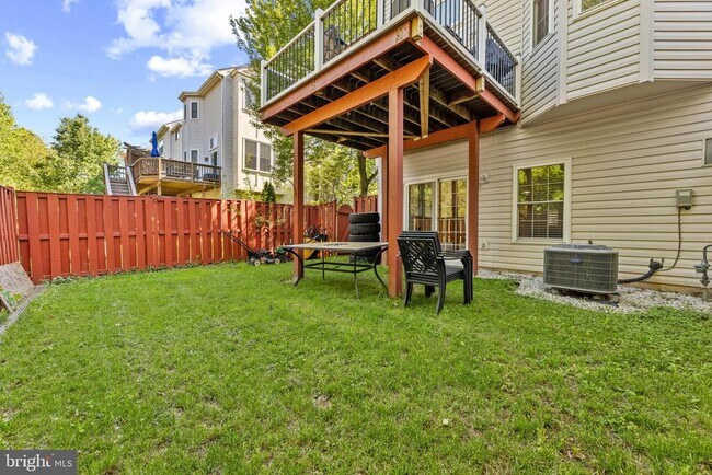 Building Photo - 21622 Monmouth Terrace
