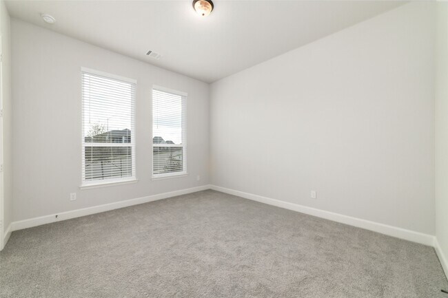 Building Photo - 2338 Shooting Star Ln