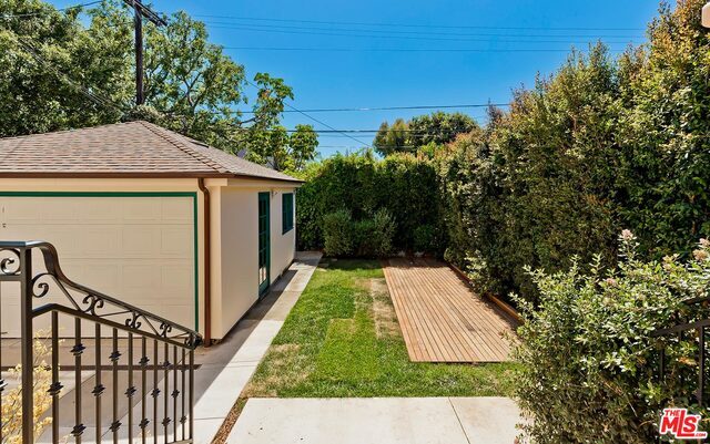 Building Photo - 1011 Fiske St