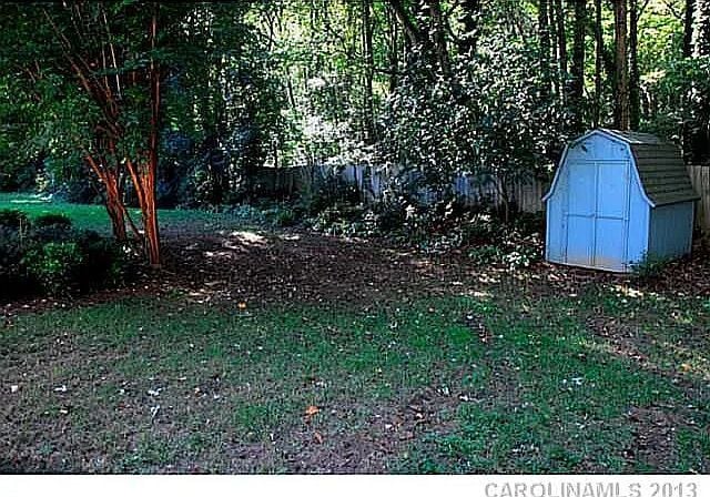 Building Photo - 4824 Farm Pond Ln