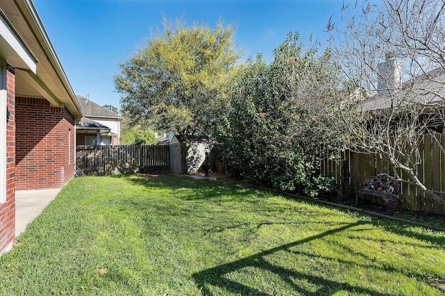 Building Photo - 20824 Sheridan Heights Ln