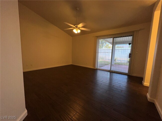 Building Photo - 7916 Thorne Pine Ave