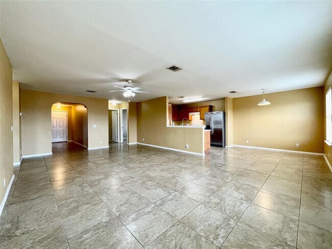 Building Photo - 318 Mitchell Dr