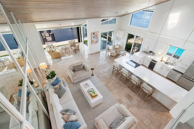 Building Photo - 6110 N Ocean Blvd