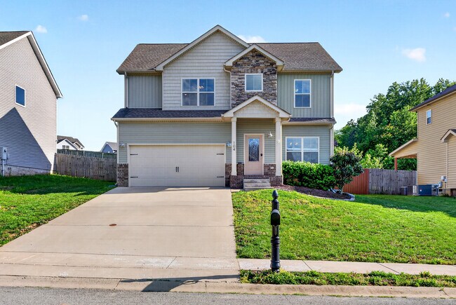 Building Photo - 104 Woodtrace Ct