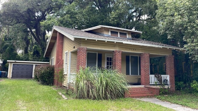Primary Photo - Charming 2BR Home in the Heart of the Hist...