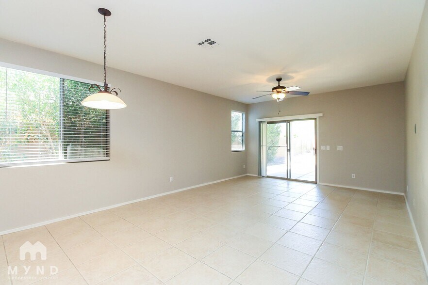 Building Photo - 4053 S Shady Ct