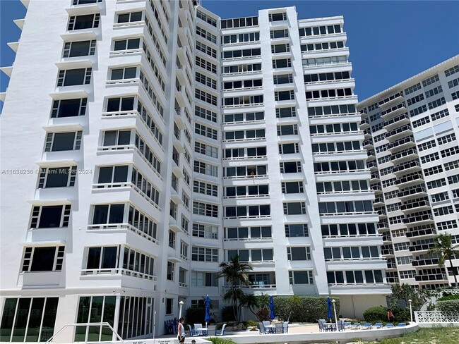 Building Photo - 3600 Galt Ocean Dr