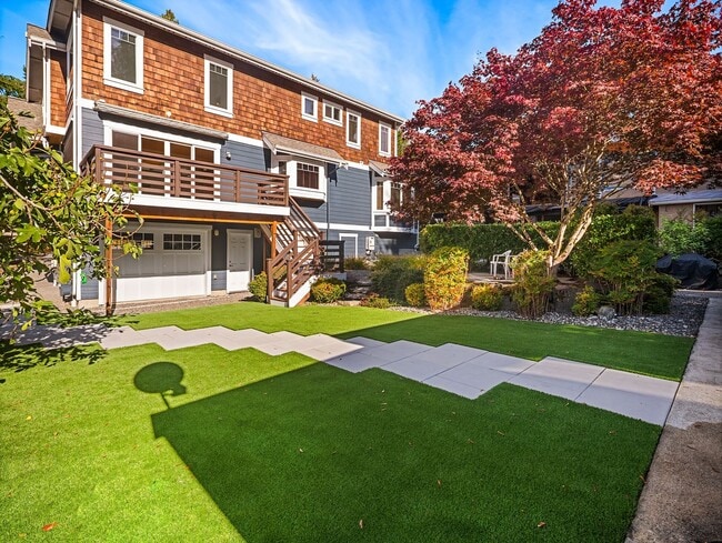Building Photo - 4bd/3.5ba Kirkland House
