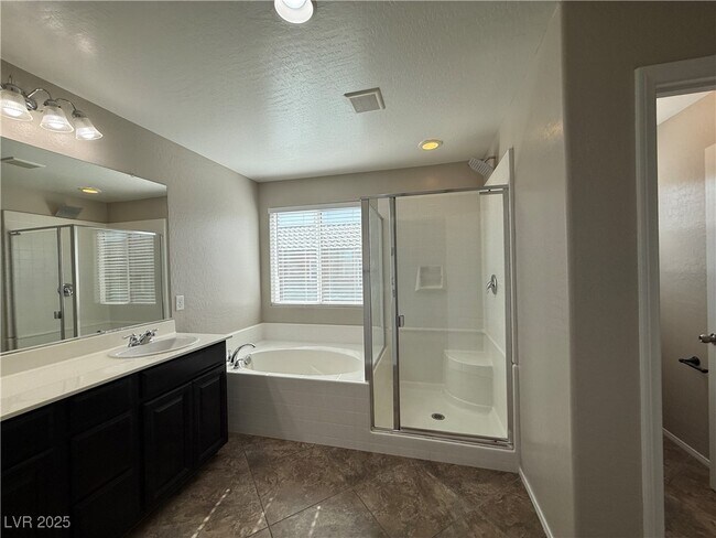 Building Photo - 4512 Simple Promise Ct