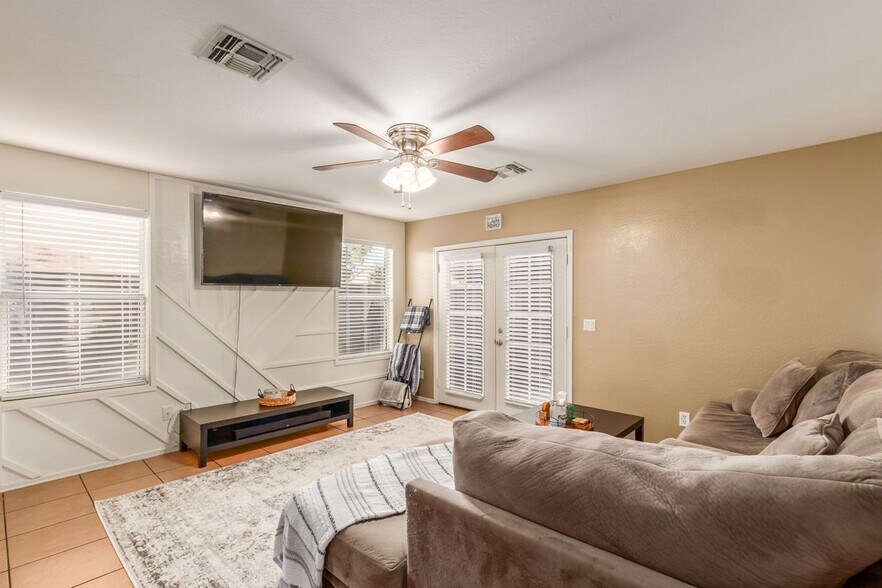 Living Room - 2213 S 65th Dr