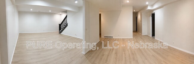 Building Photo - 15527 Mason Cir