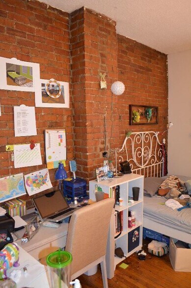 Building Photo - 896 Huntington Ave