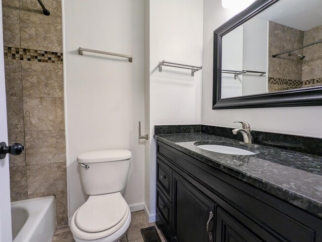 Building Photo - 334 Marcia Ct