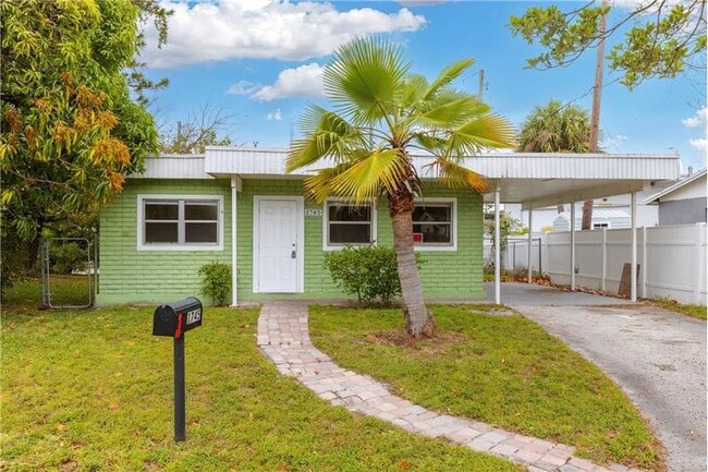 Building Photo - 1745 NW 29th Ln