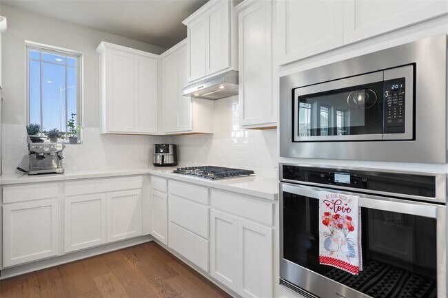 Building Photo - 8419 Laughlin Ln