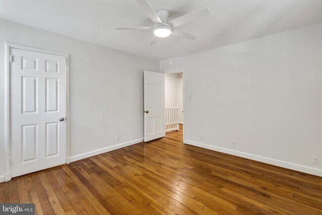 Building Photo - 2804 S Abingdon St