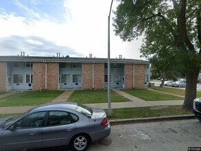 Building Photo - 8970 N 95th St