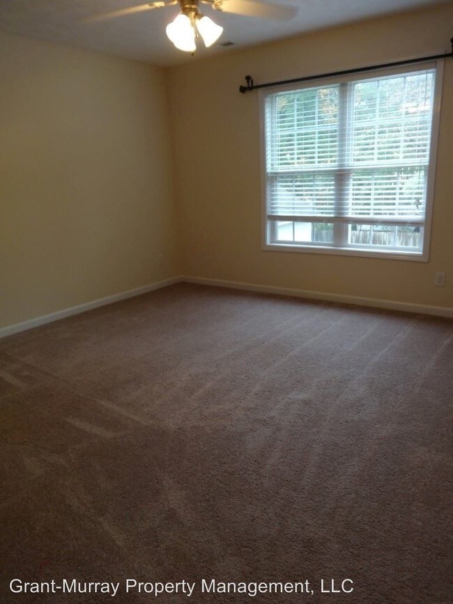 Building Photo - 3 br, 2.5 bath House - 224 Chloe Drive
