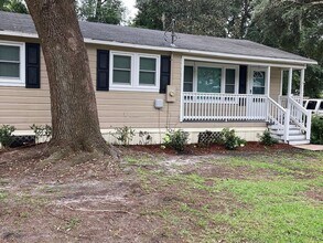 Building Photo - 2187 Gulf Dr