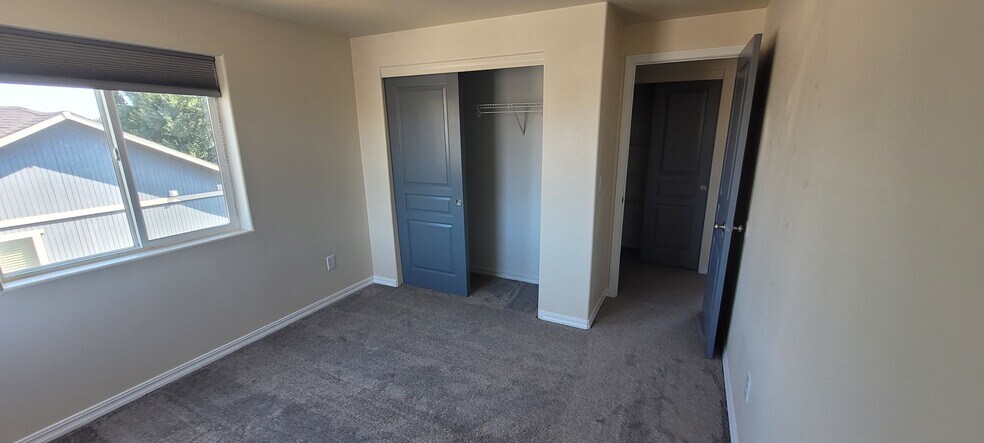Building Photo - 505 N Kentucky Dr