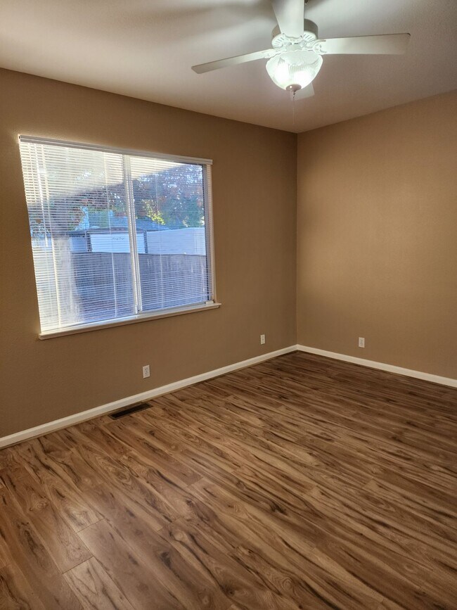 Renovated Bedroom #2 - 340 Carrillo St