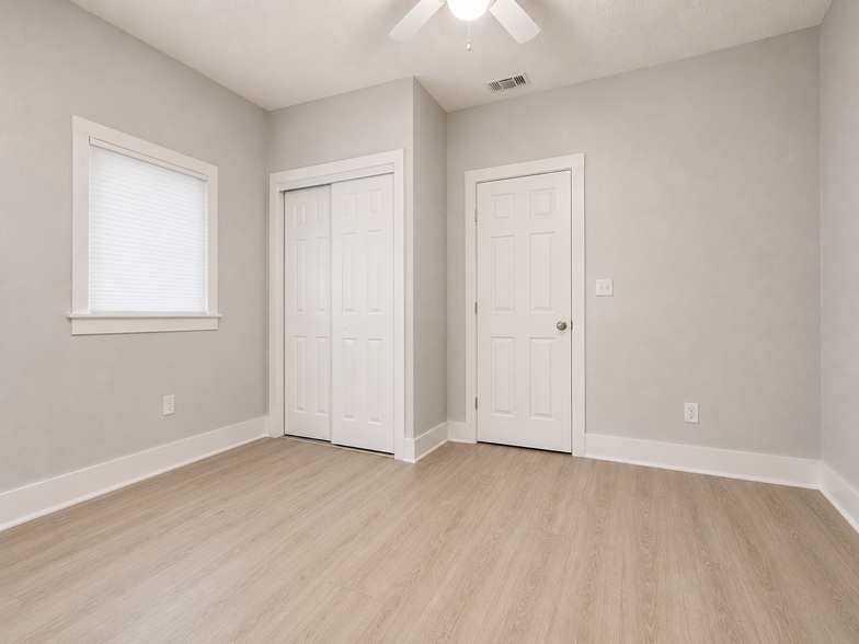 Bedroom 2 - 401 Main St