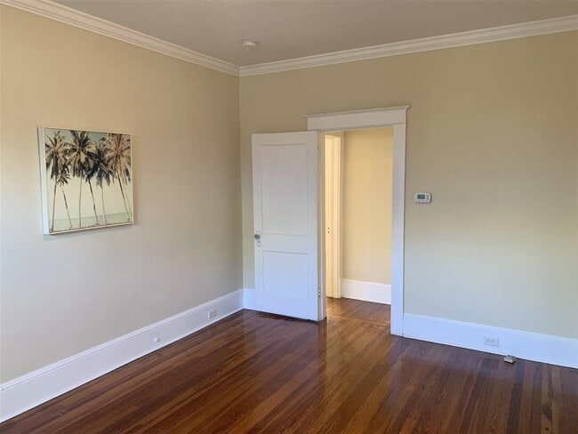 Building Photo - 66 Fullerwood Dr