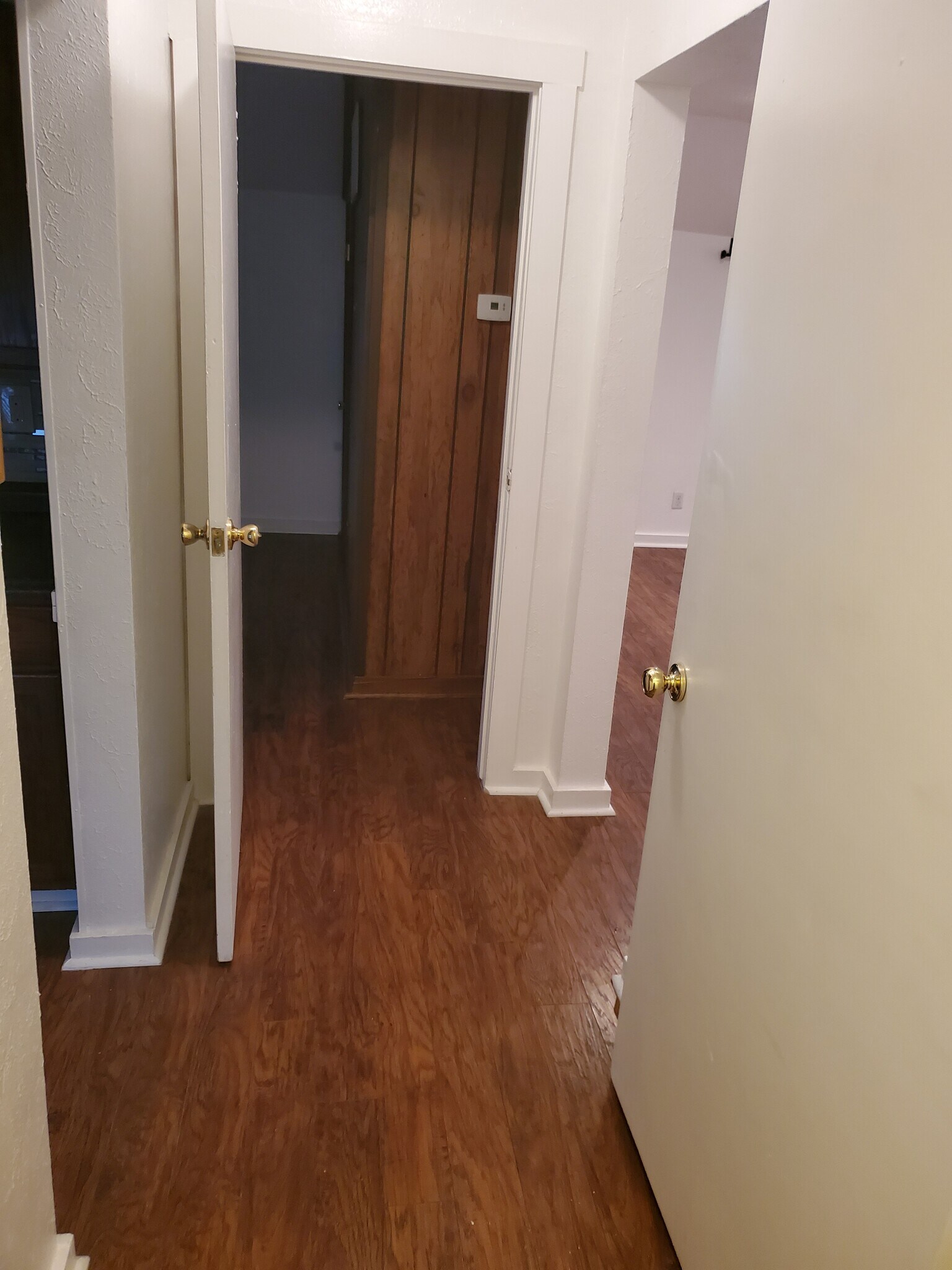 Hallway - 4024 Niles Rd