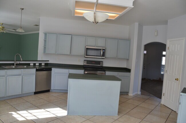 Building Photo - 9142 Maggie Ct